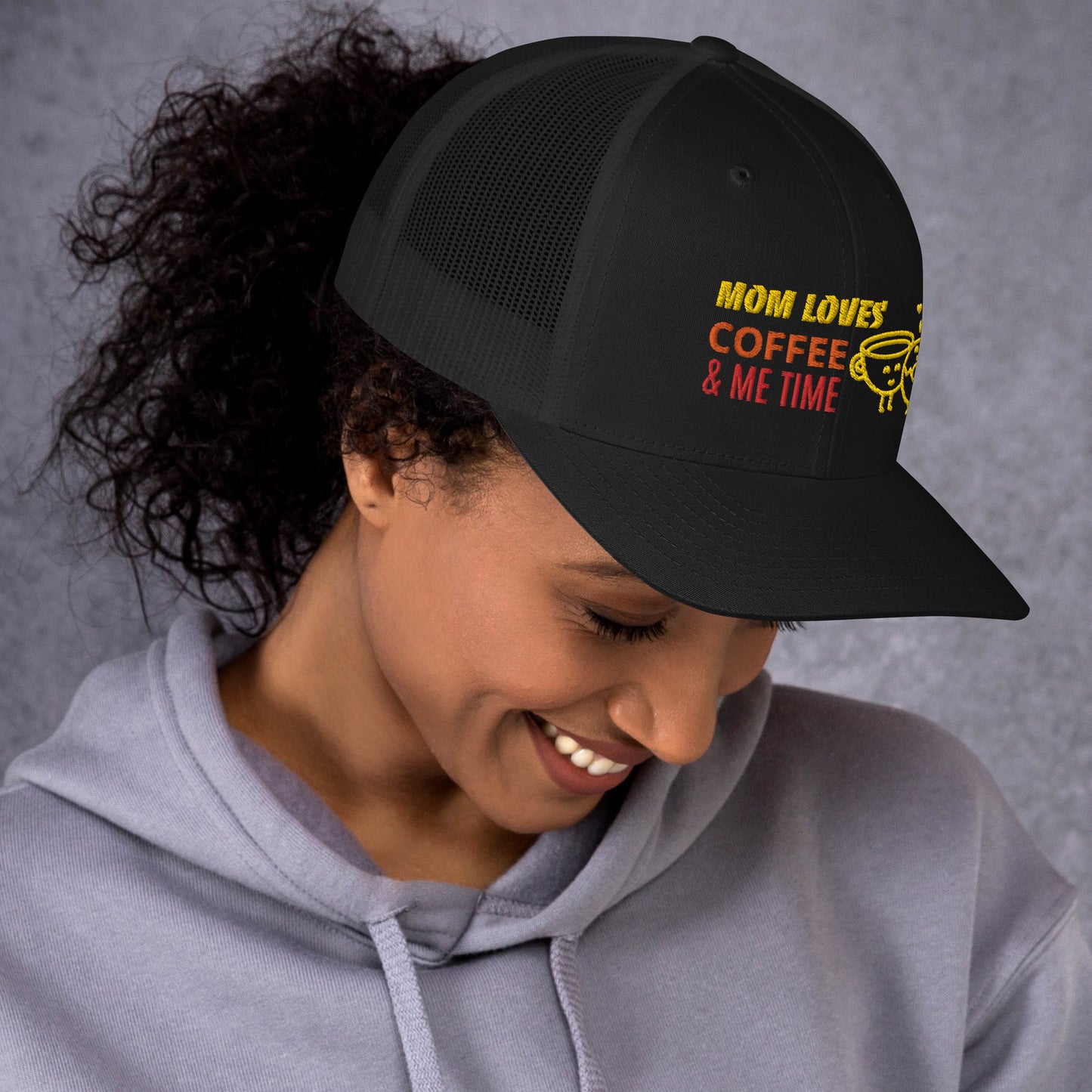 MOM & COFFEE Trucker Cap