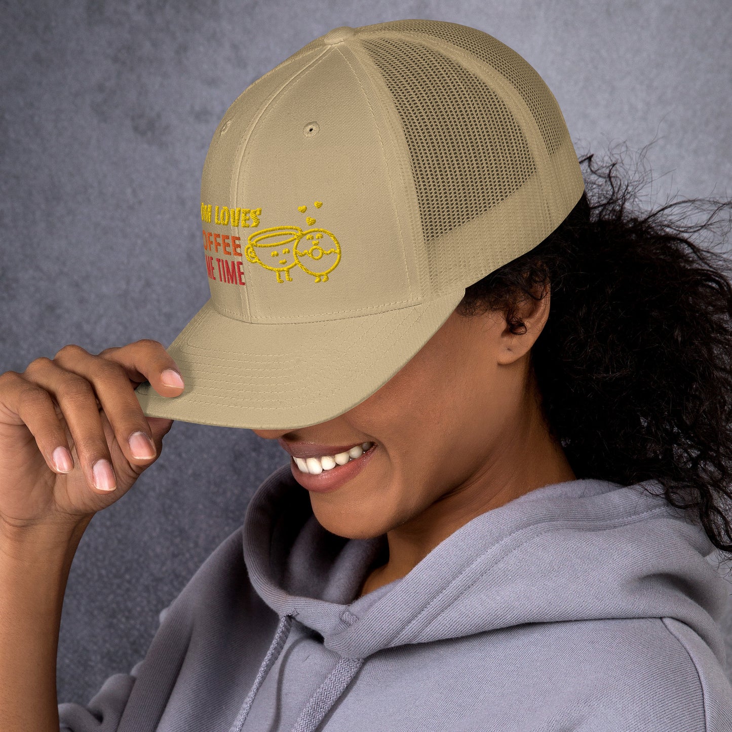 MOM & COFFEE Trucker Cap